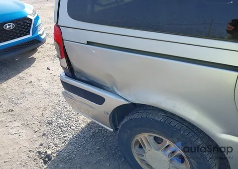 2003 Chevrolet Venture Ls из США, поврежденный, VIN 1GNDX03E13D184082